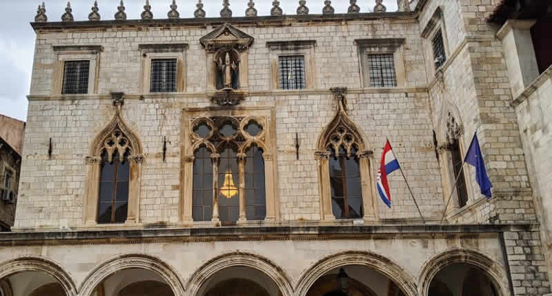 Palacio Sponza