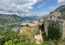 Visitando el Castillo de San Giovanni en Kotor (Montenegro)